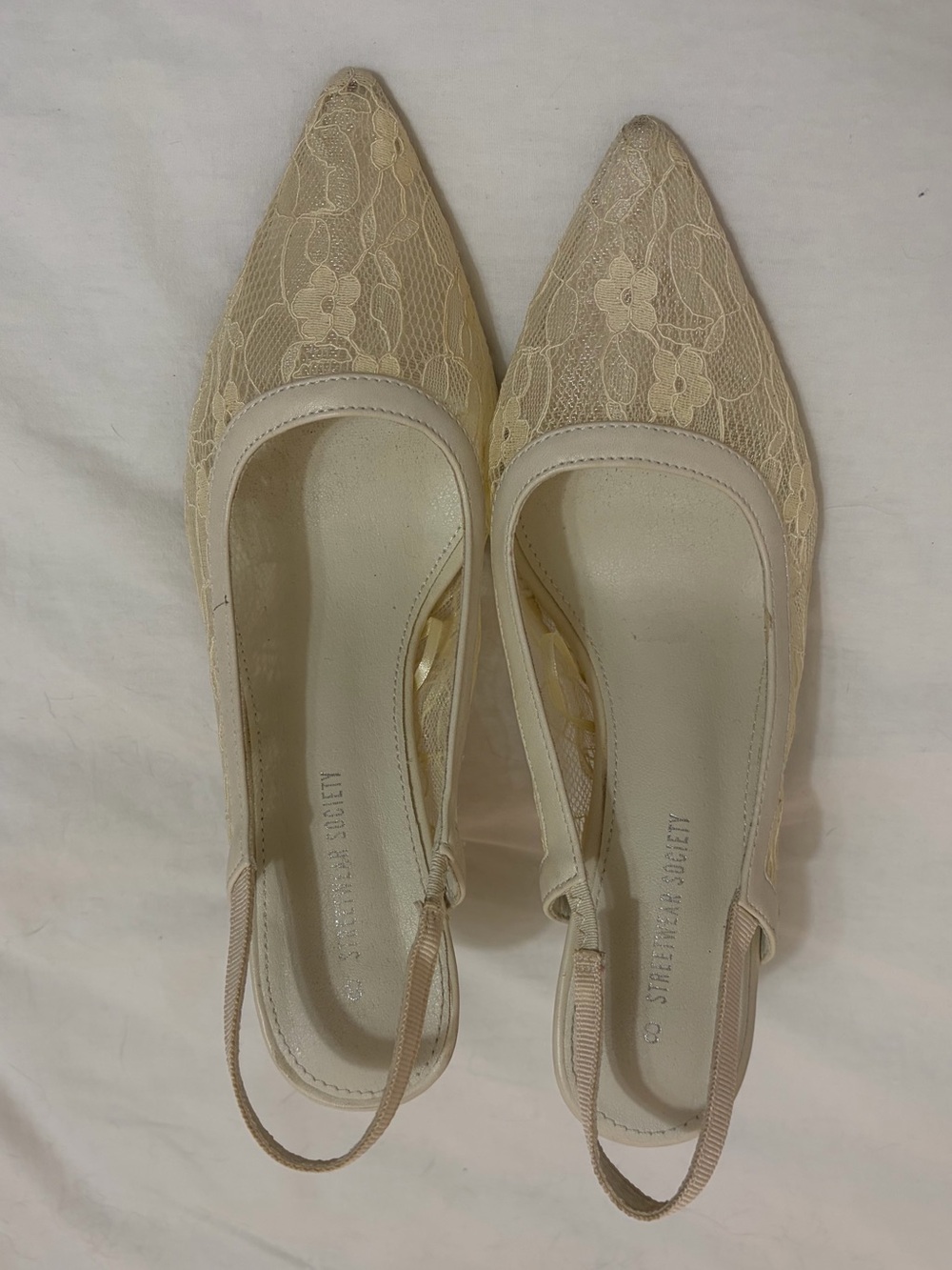 Lace Slingback Pointed Flats in Cream